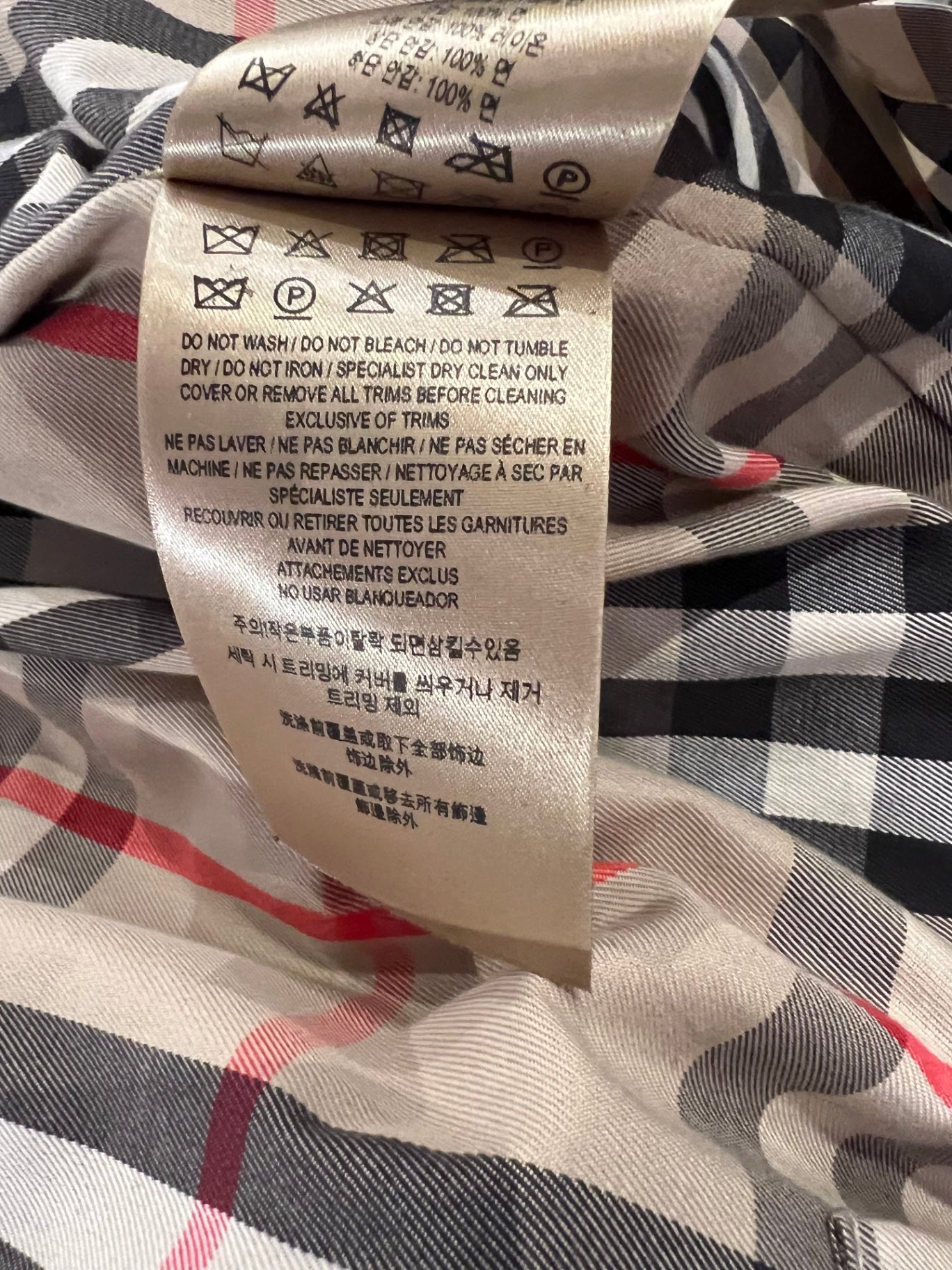 Burberry Trenchcoat