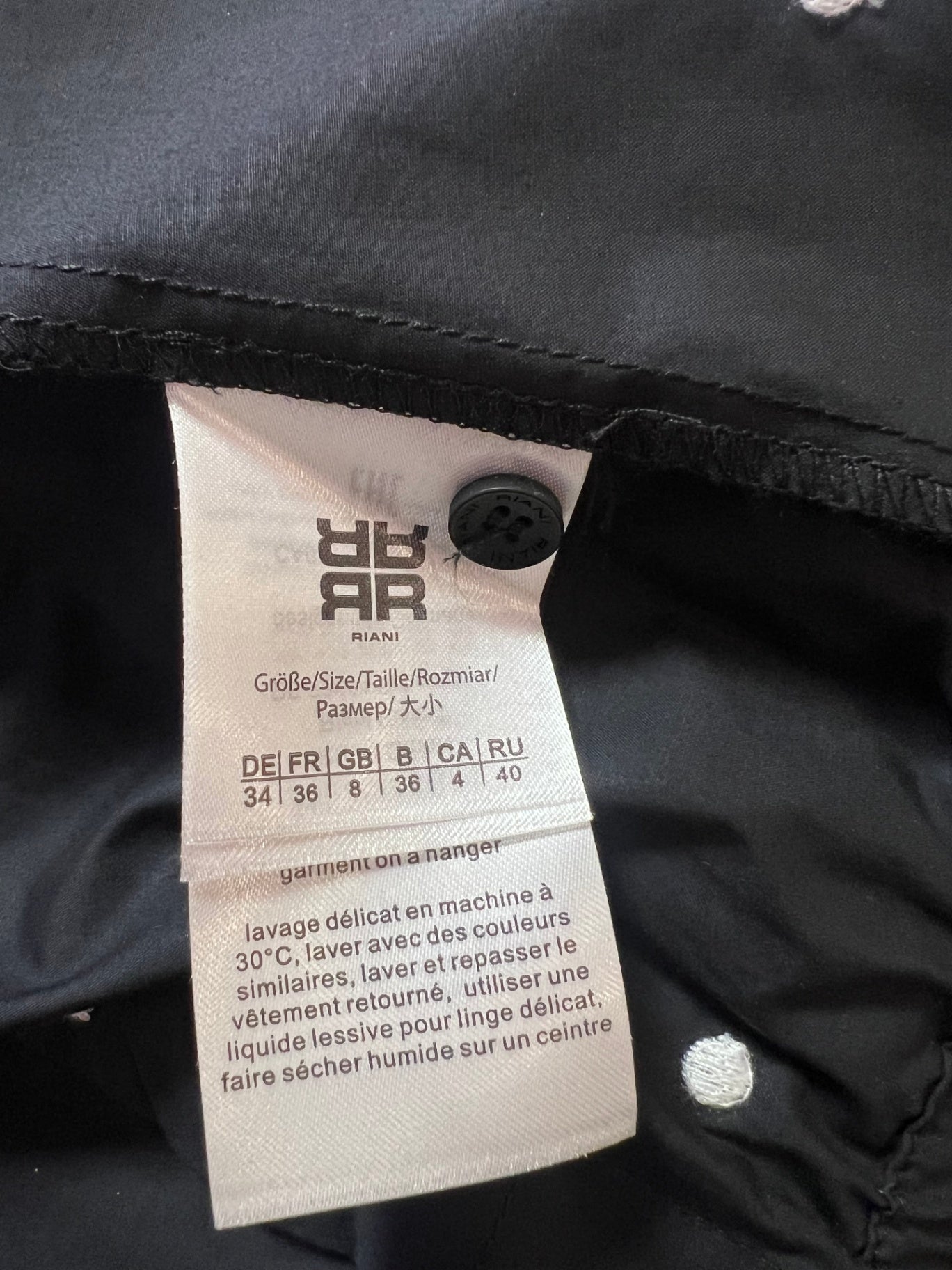 Riani Bluse gepunktet