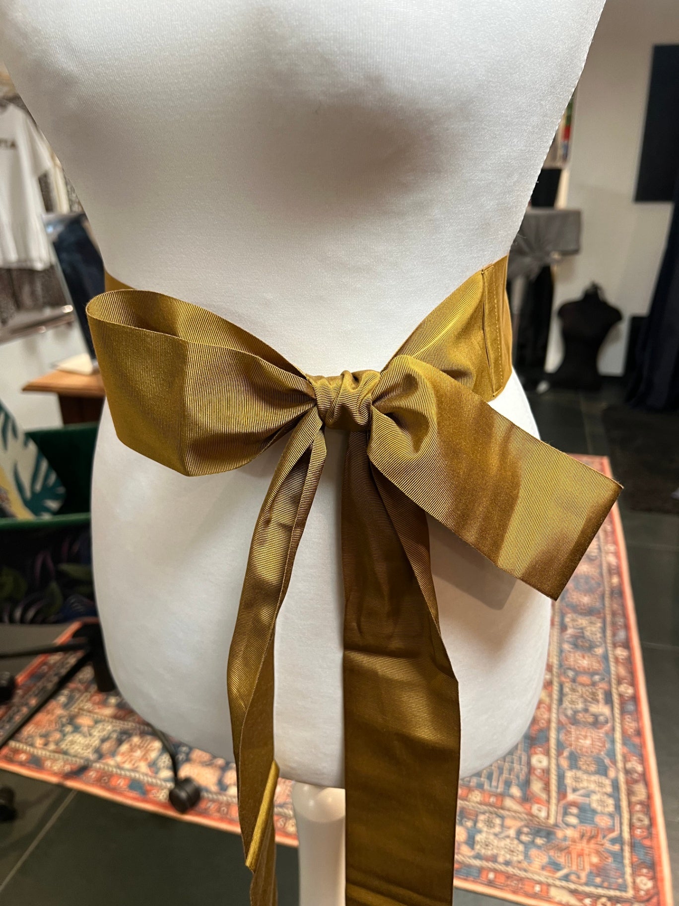 Sara Roka SS25 Ribbonbelt Amber Gold
