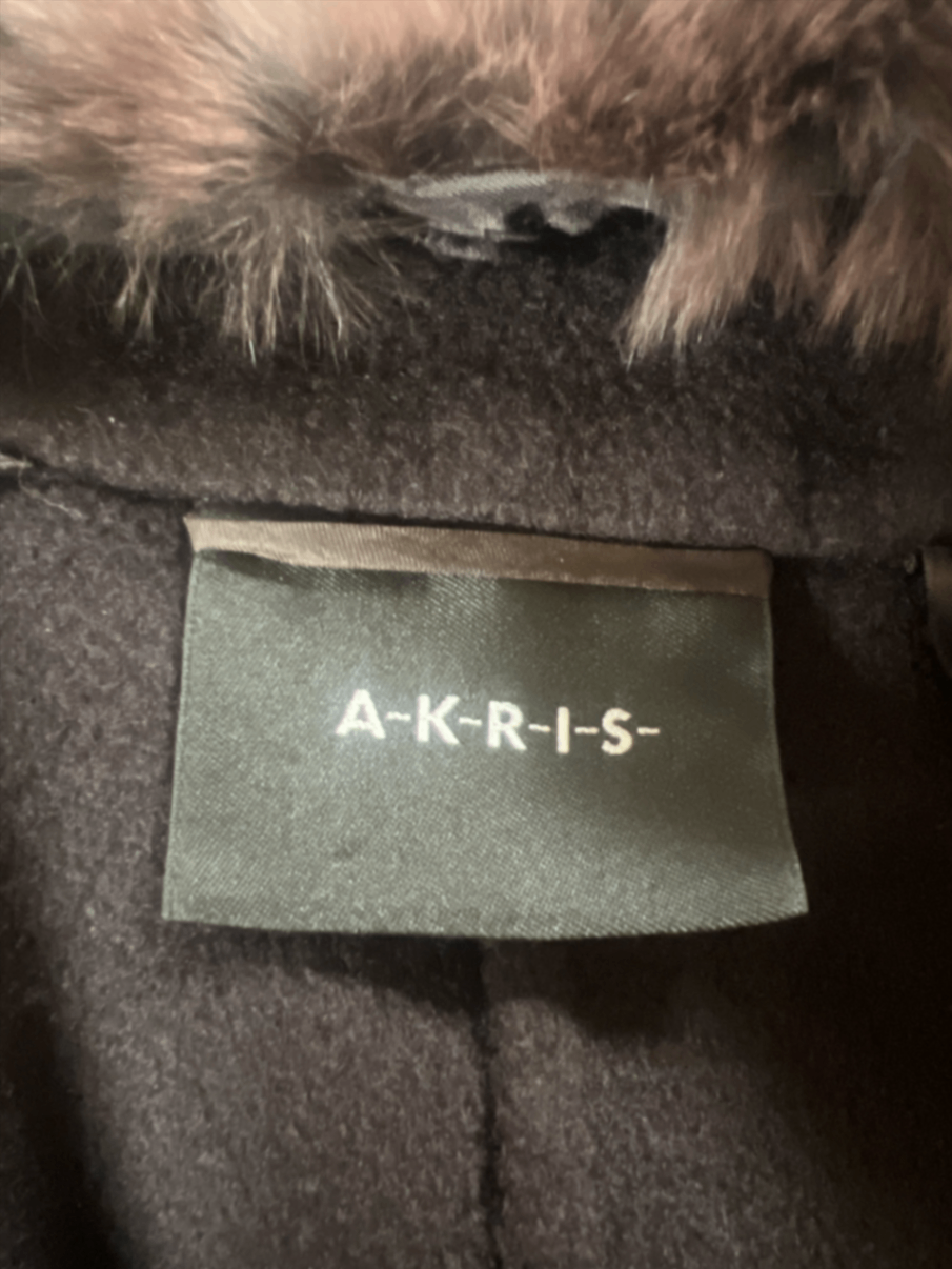AKRIS Kaschmir Mantel mit Fellkragen