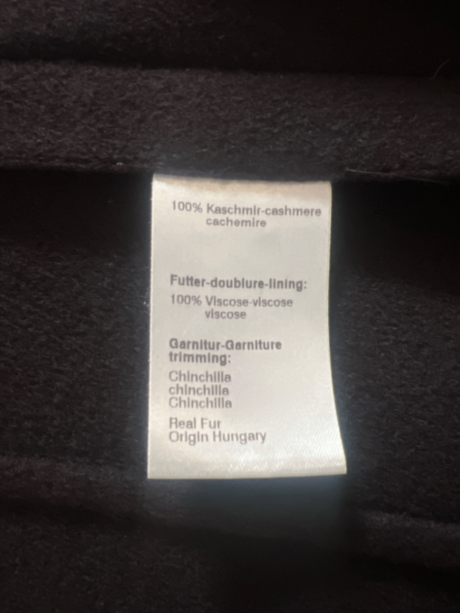 AKRIS Kaschmir Mantel mit Fellkragen