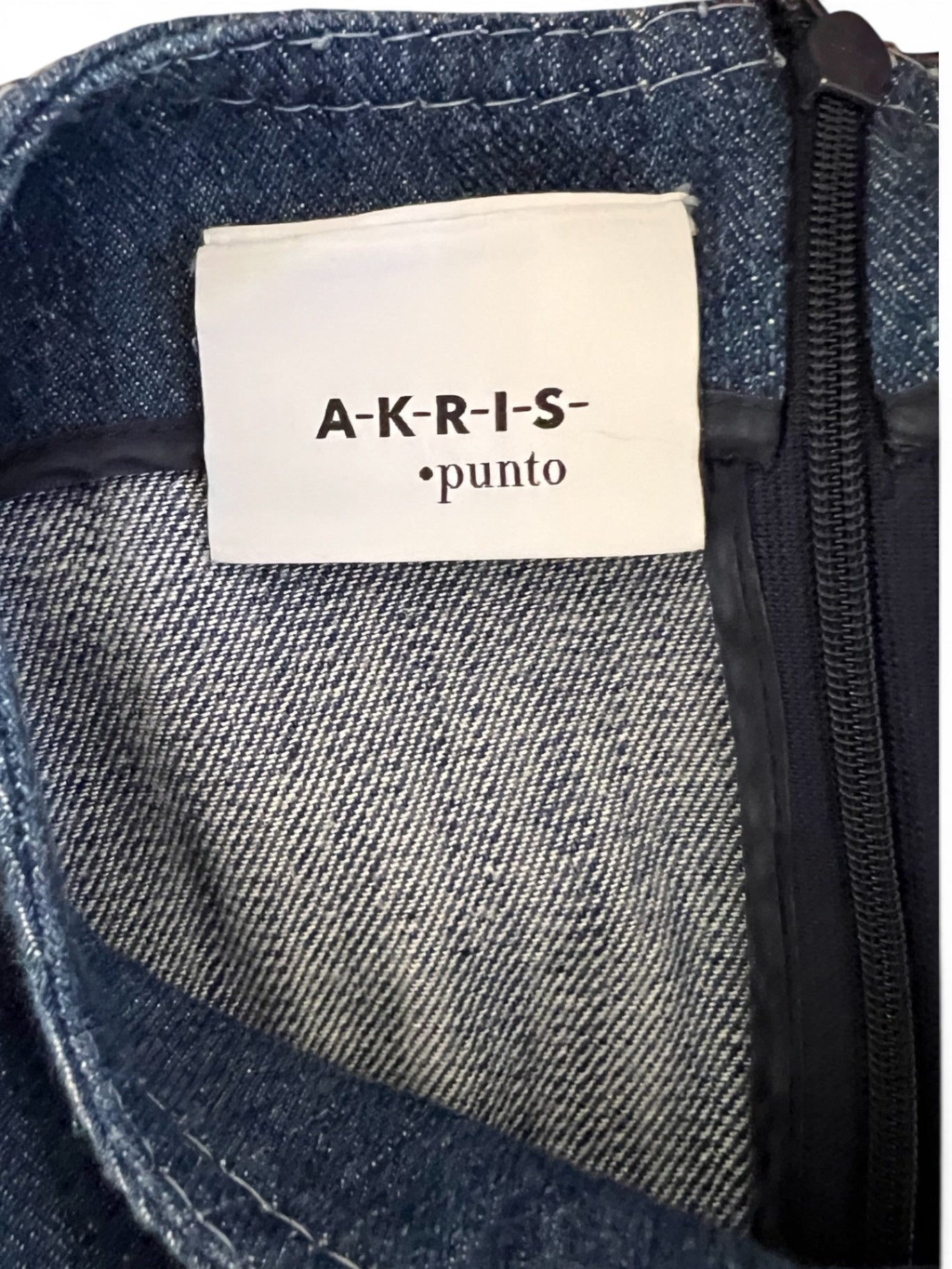 Pre-Loved AKRIS Punto Jeanskleid