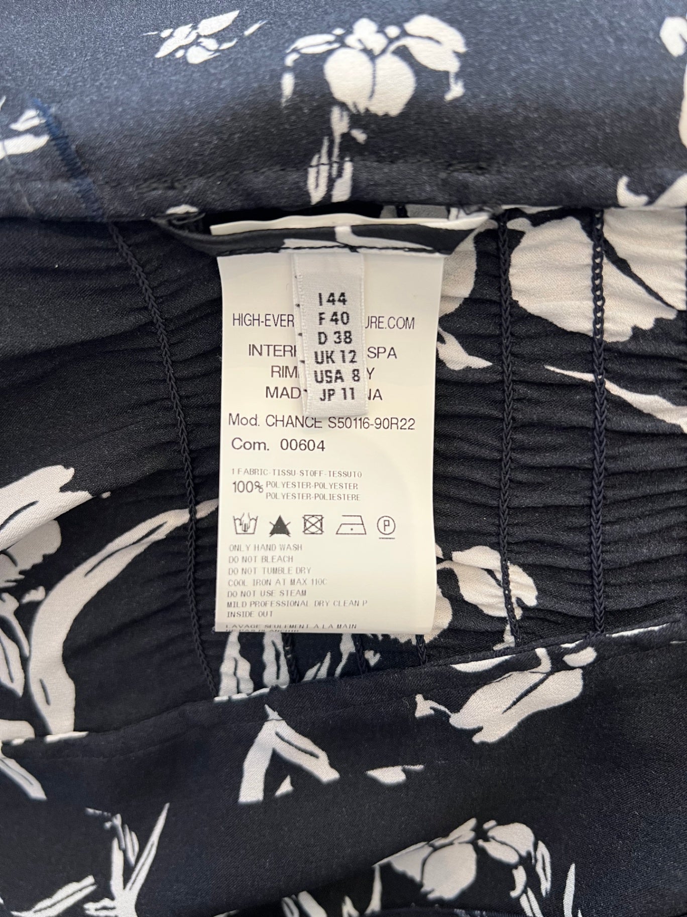 Pre-Loved High Tech Cropped Floralbluse
