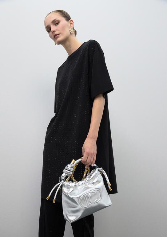 Lola Casademunt Bucket Bag mit geprägtem Logo