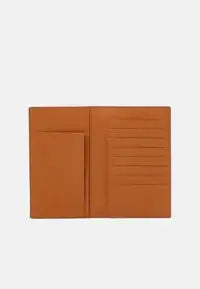 Pre-Loved MCM Visetos Original Reisepass Etui