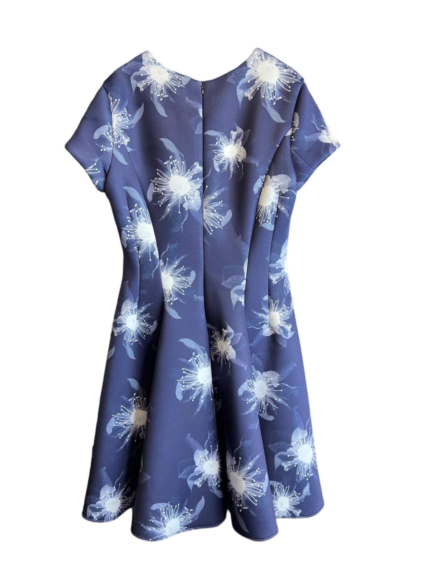 Aigner Kleid