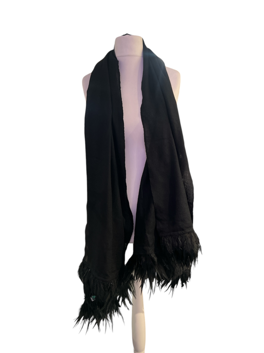 Pre-Loved Michaela Feyersinger Cashmere Schal mit Federn