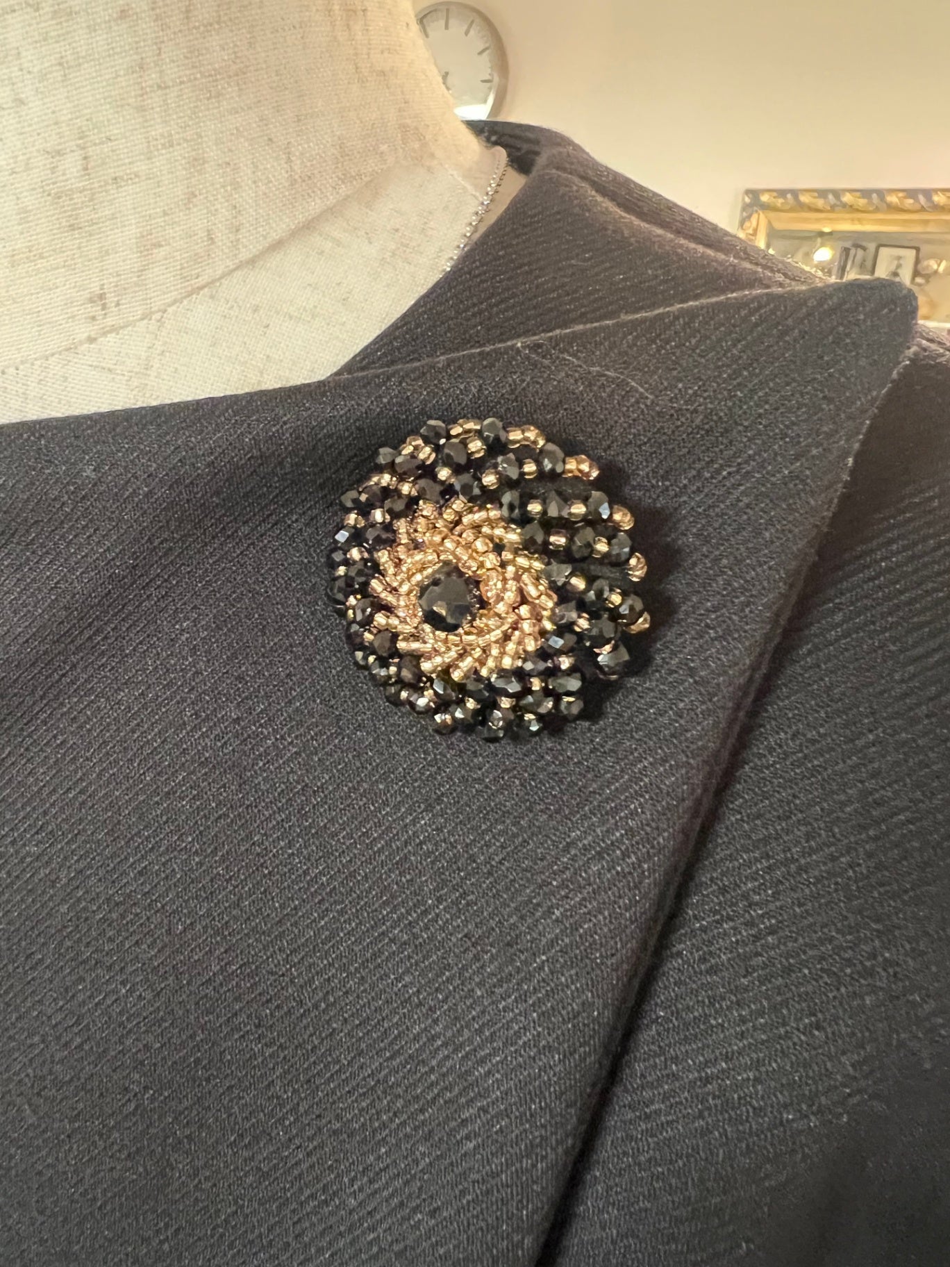 Giovanna Nicolai HW25 Cropped-Jacke asymmetrisch