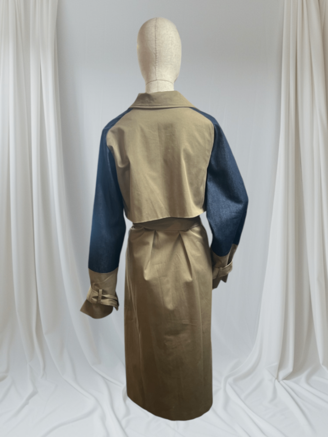 Giovanna Nicolai HW25 Trenchcoat