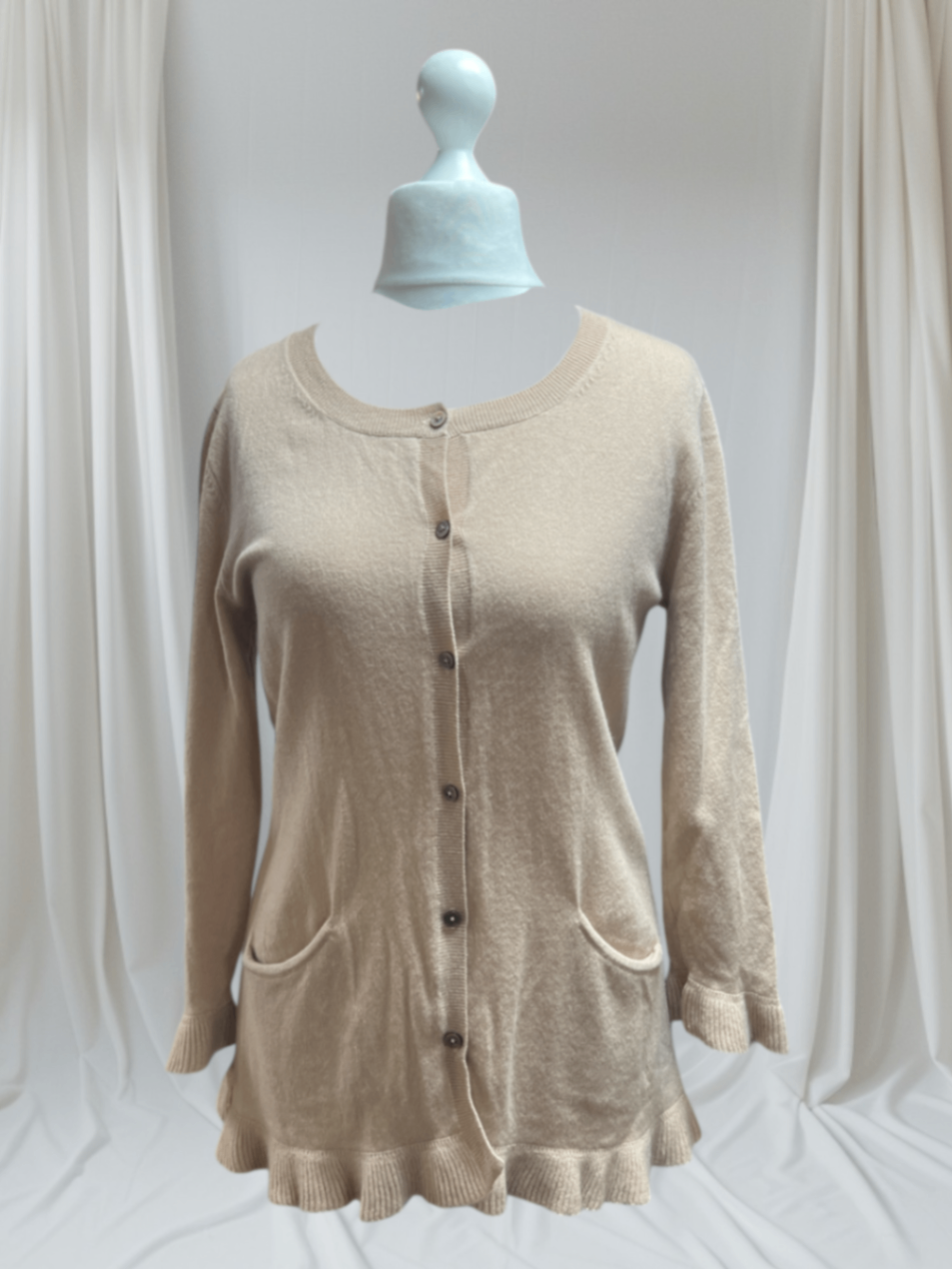 Pre-Loved Hemisphere Strickjacke mit Rüschen