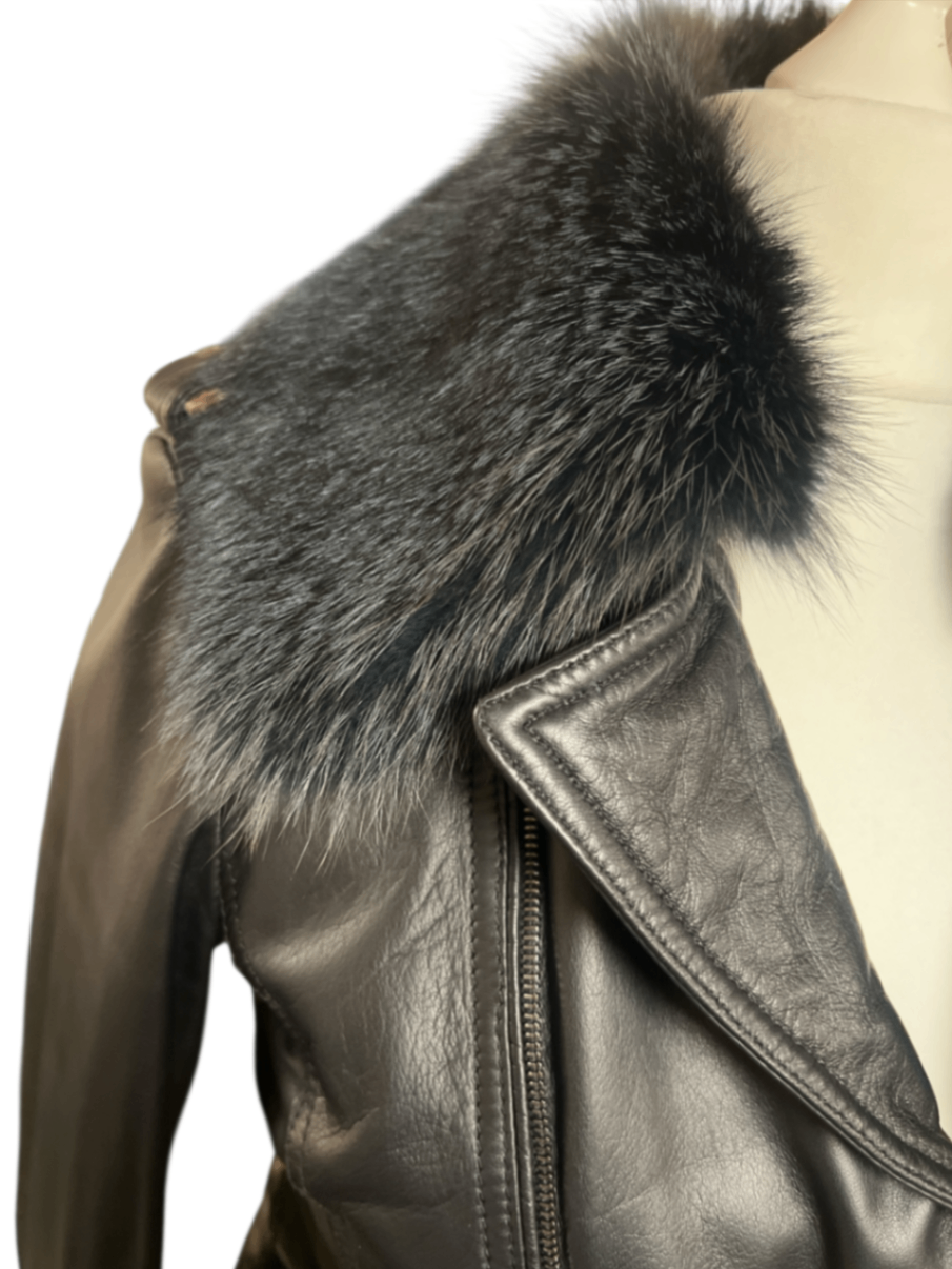 Pre-Loved ETRO Lederjacke mit Fellkragen