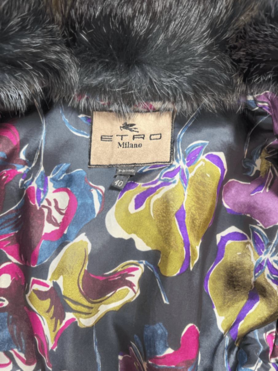 Pre-Loved ETRO Lederjacke mit Fellkragen
