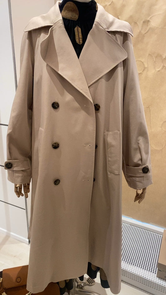 Lola Casademunt Trenchcoat