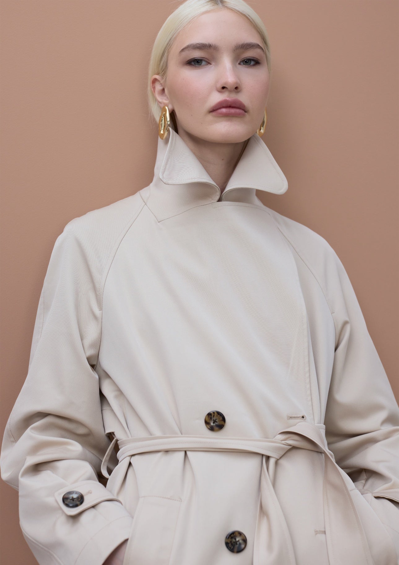 Lola Casademunt Trenchcoat