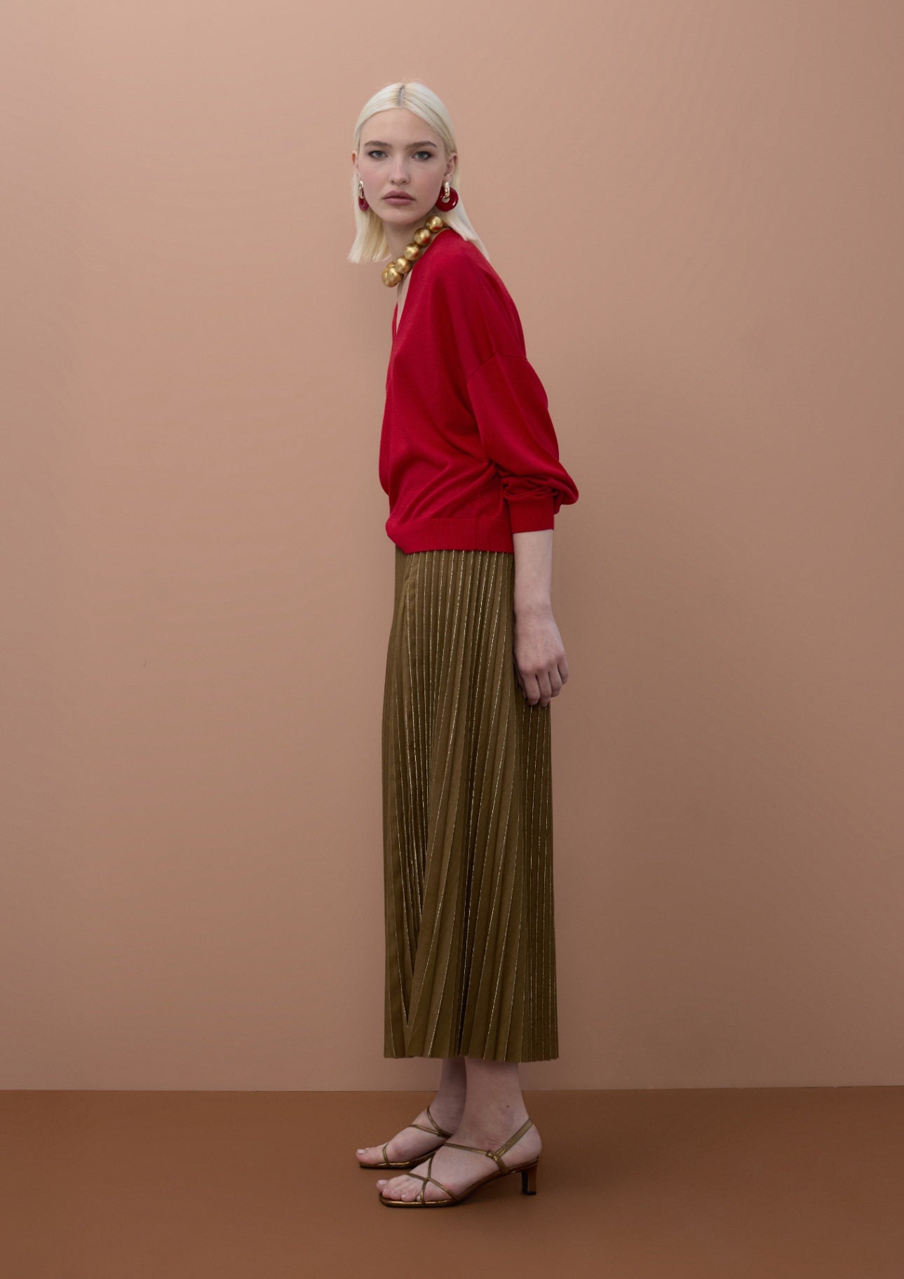 Lola Casademunt V-Ausschnitt-Lurex-Pullover - Rot