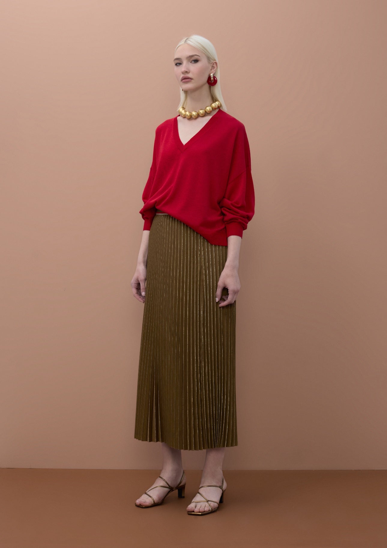 Lola Casademunt V-Ausschnitt-Lurex-Pullover - Rot