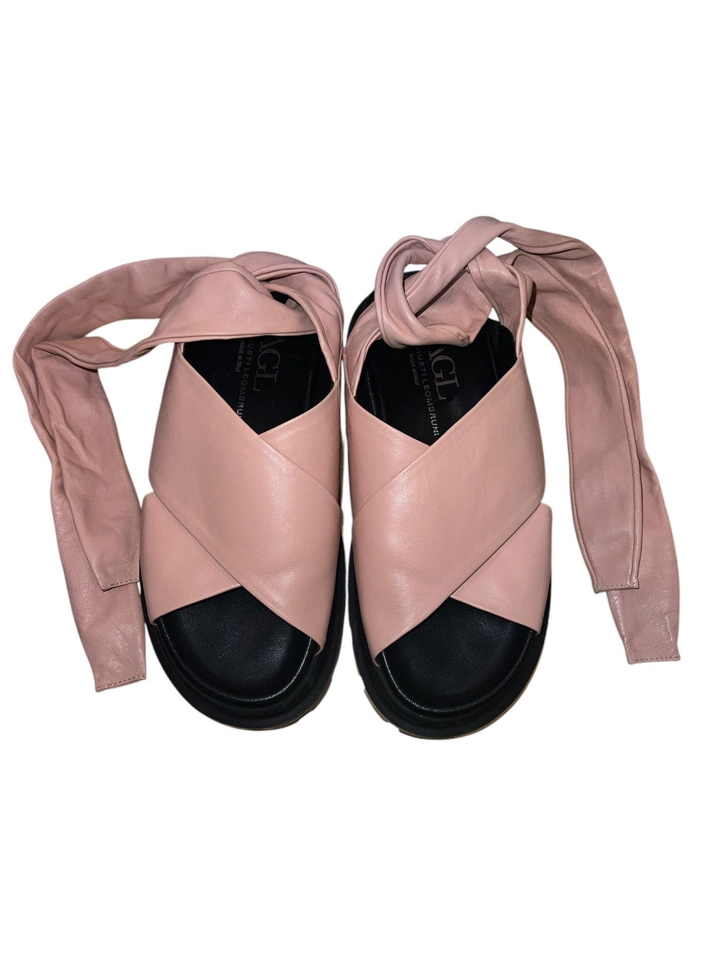 Pre-Loved AGL Sandale Criss Cross