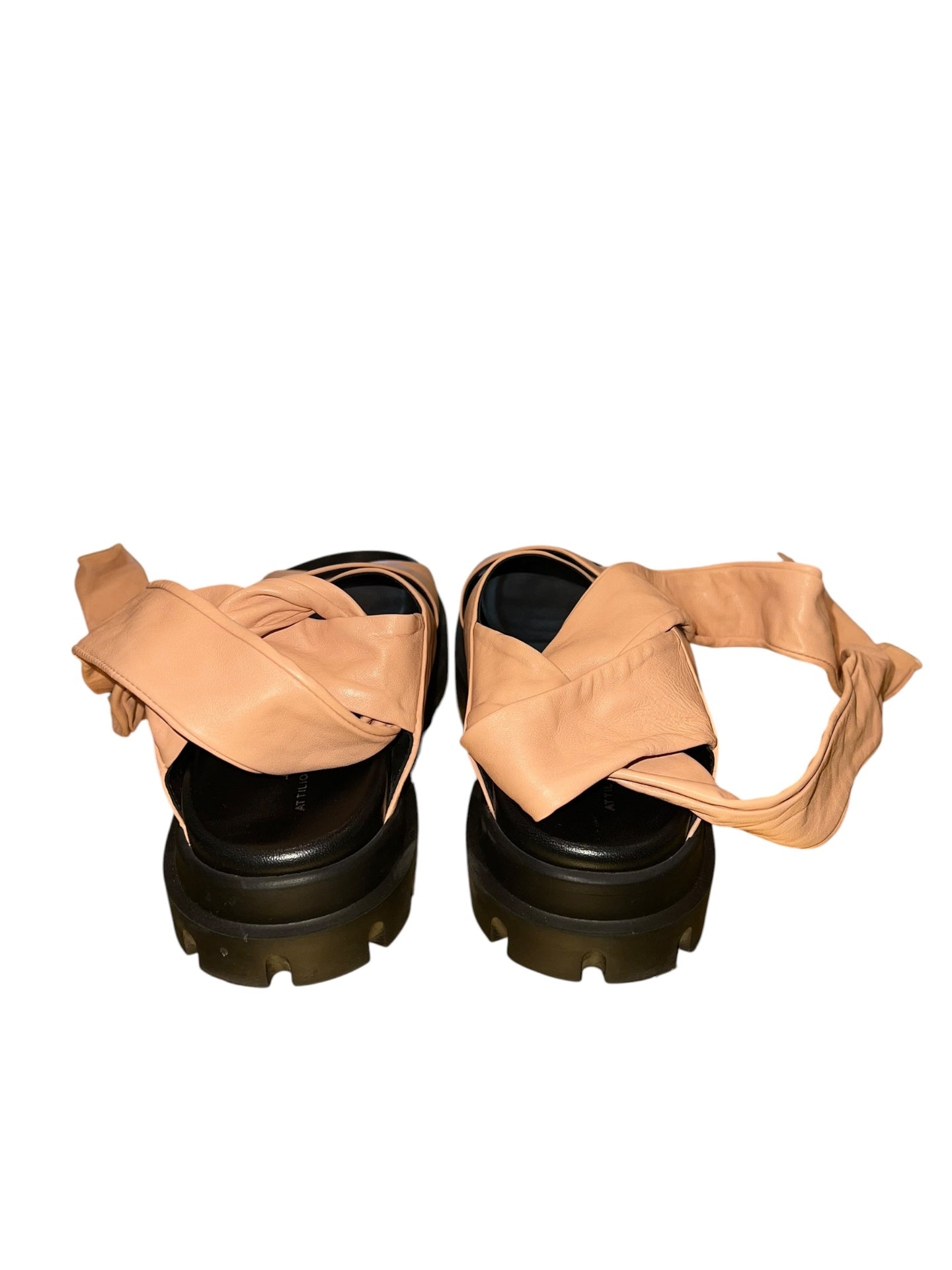 Pre-Loved AGL Sandale Criss Cross