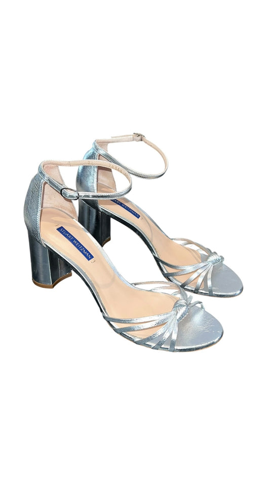 Pre-Loved Stuart Weitzman Metallic-Sandalen in Silber