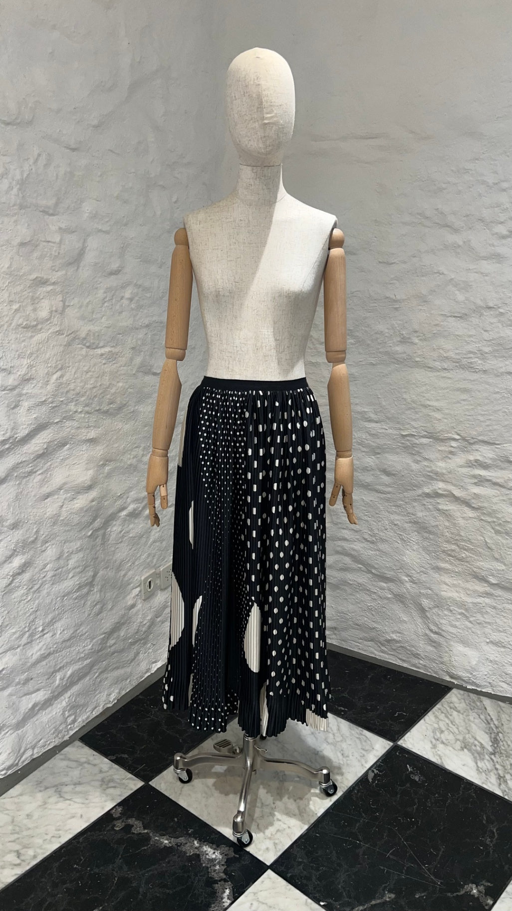 Pre-Loved Dries van Noten Plissé-Rock Polka Dot