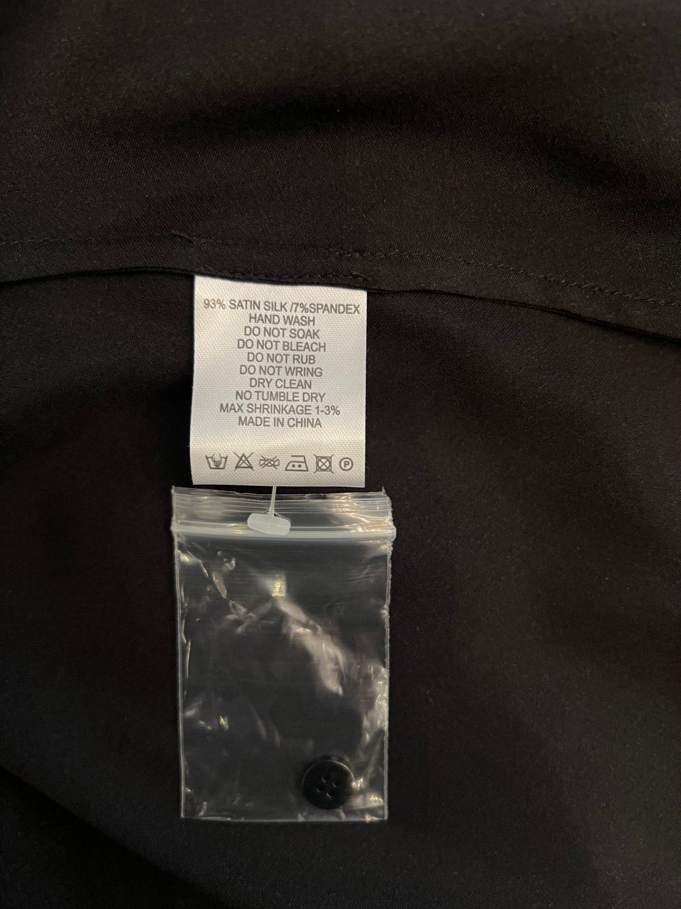 Pre-Loved Charlotte Sparre Satin-Wickelbluse, schwarz