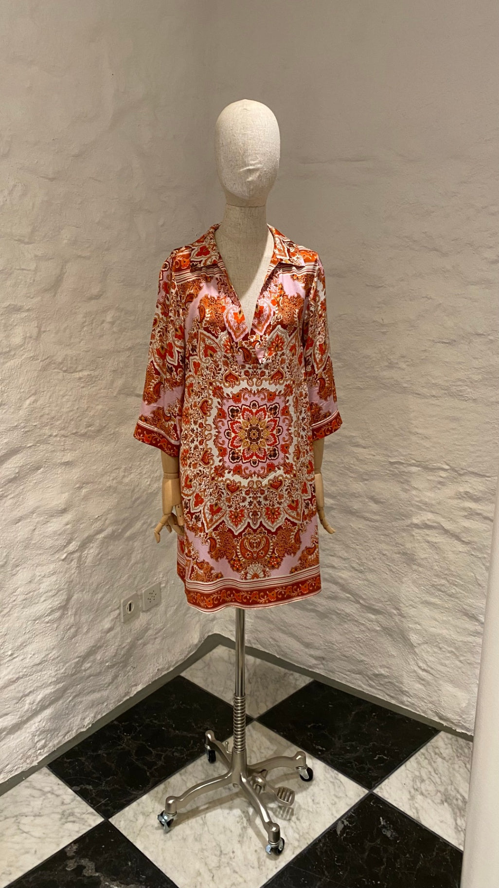 Pre-Loved Charlotte Sparre Tunika mit Foulard-Paisley-Print