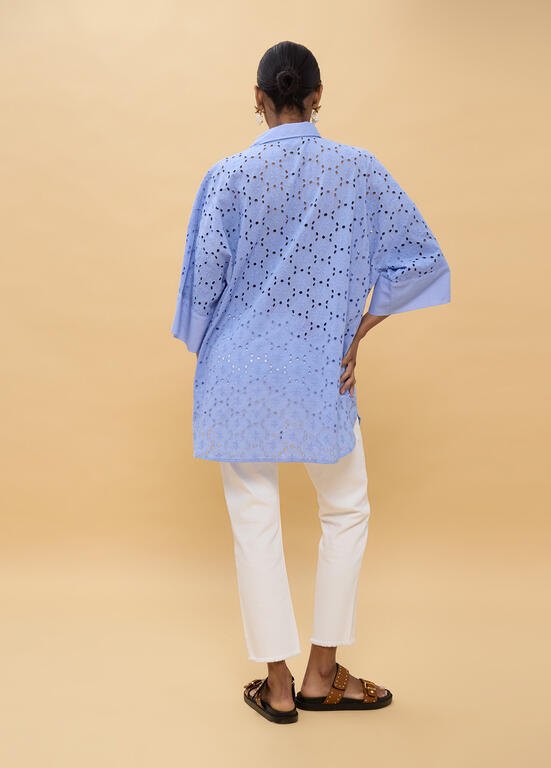 Lola Casademunt Oversized Kleid mit Schweizer Stickerei