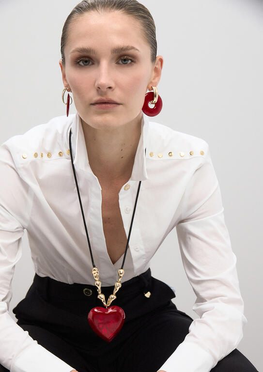 Lola Casademunt Lange Kette mit Herzanhänger