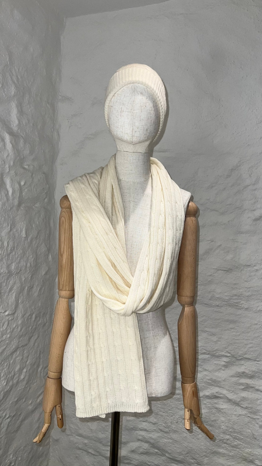 Rosi Collection Strickschal DAKOTA Ecru
