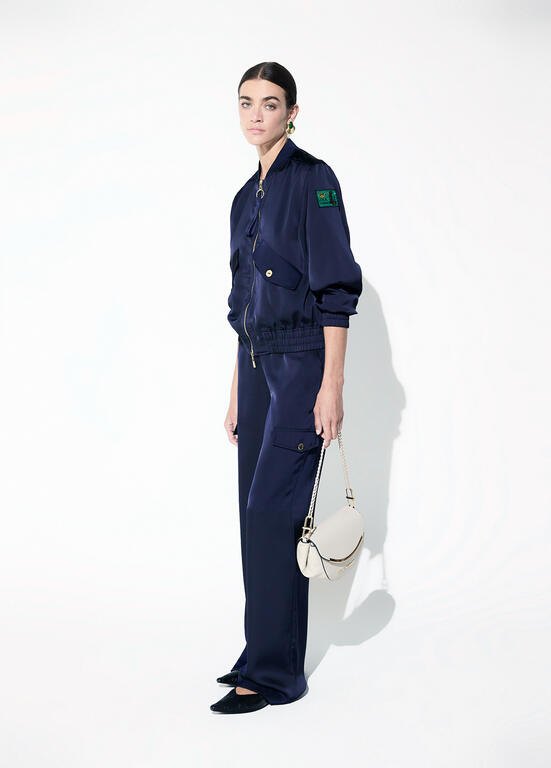 Lola Casademunt Cargo-Hose Satin Marineblau