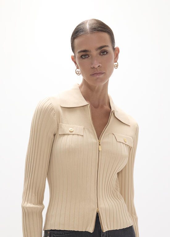 Lola Casademunt Cardigan mit Taschenpatten Beige
