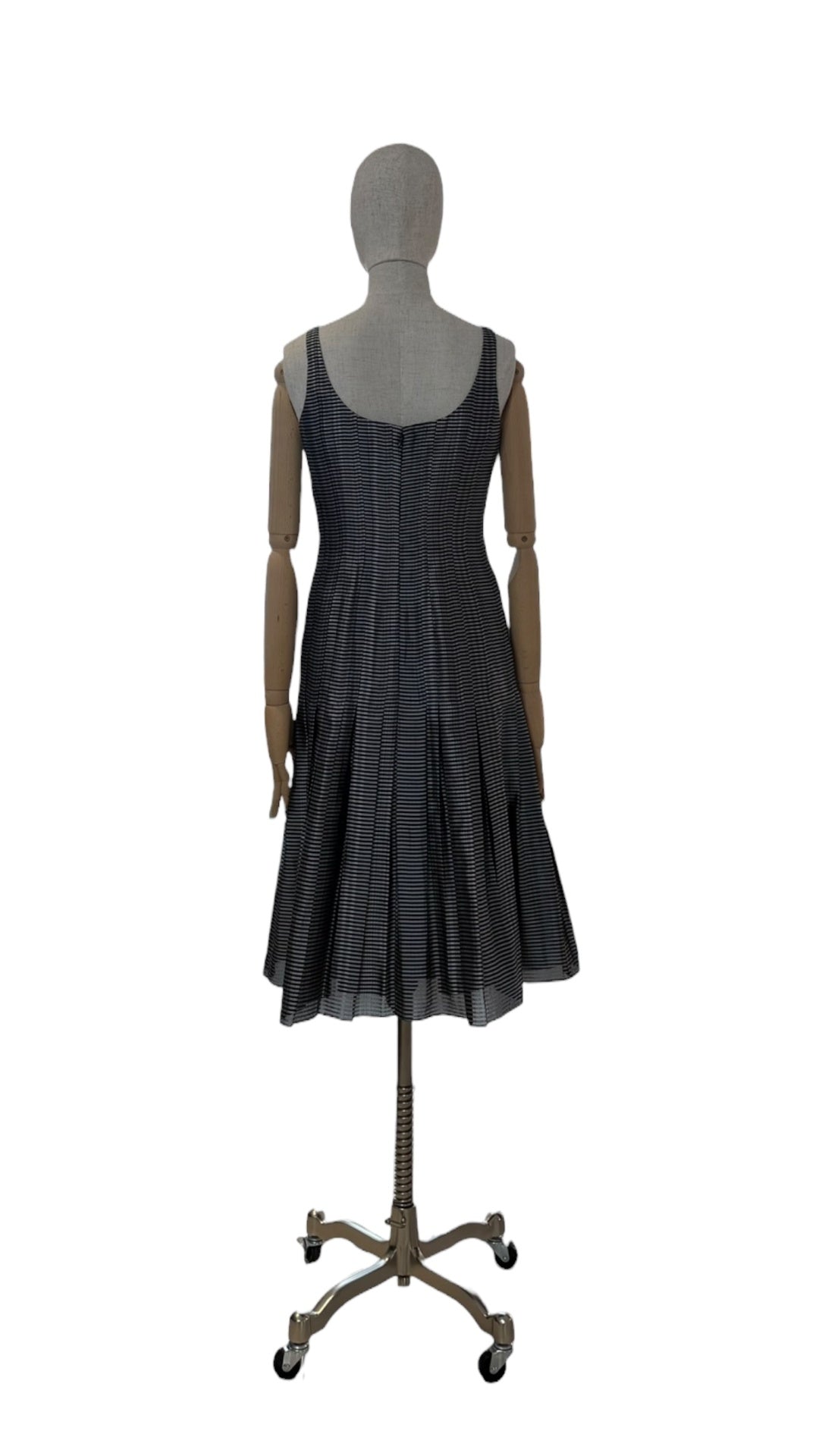 Pre-Loved Akris Punto Kleid gestreift