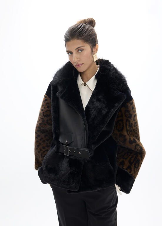 Lola Casademunt Kunstfelljacke mit Animalprint