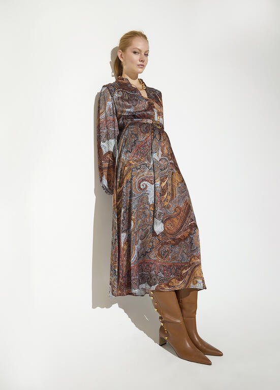 Lola Casademunt Kleid mit Paisleymuster & goldenen Nieten