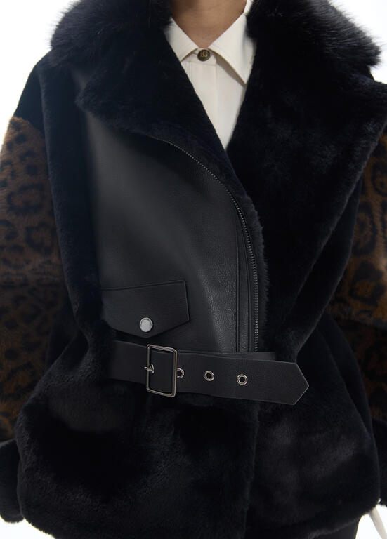 Lola Casademunt Kunstfelljacke mit Animalprint