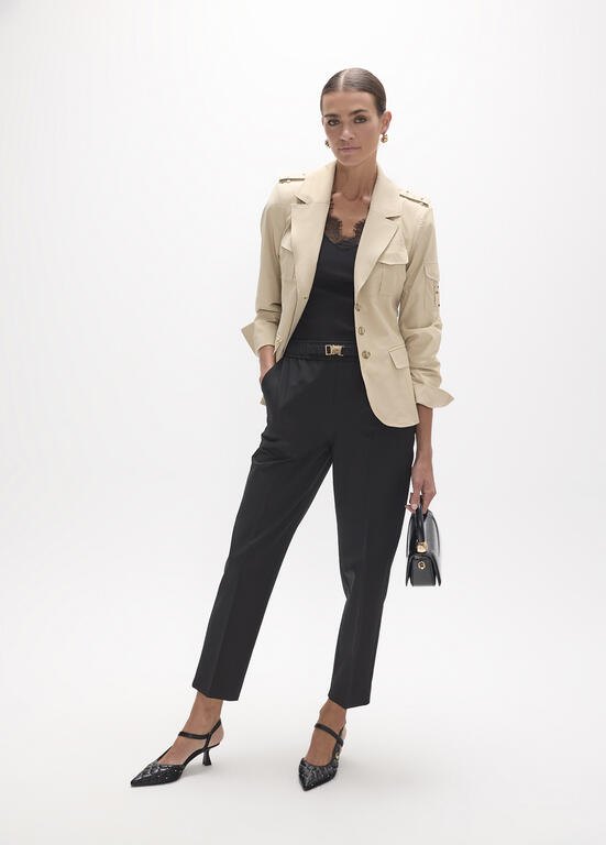 Lola Casademunt Blazer mit Goldnieten, Beige