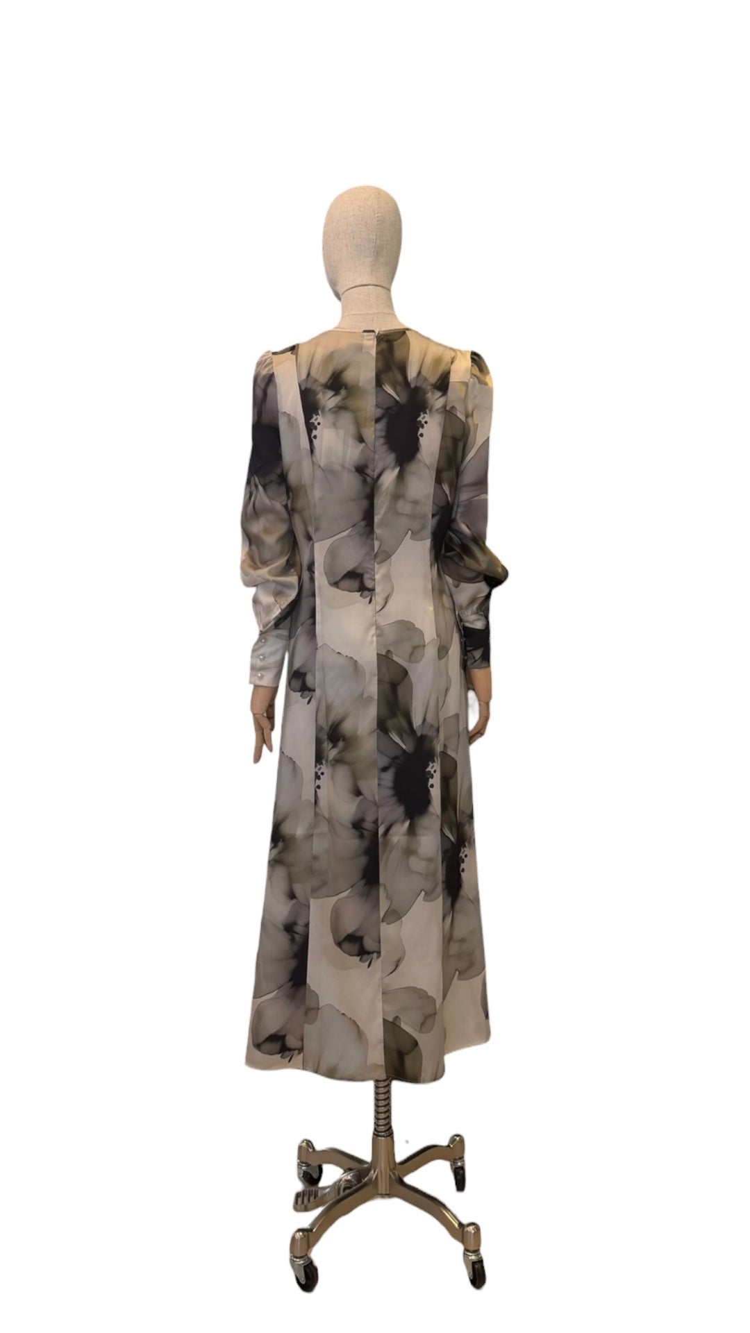 Giovanna Nicolai Mididress mit V-Neck Grün N120