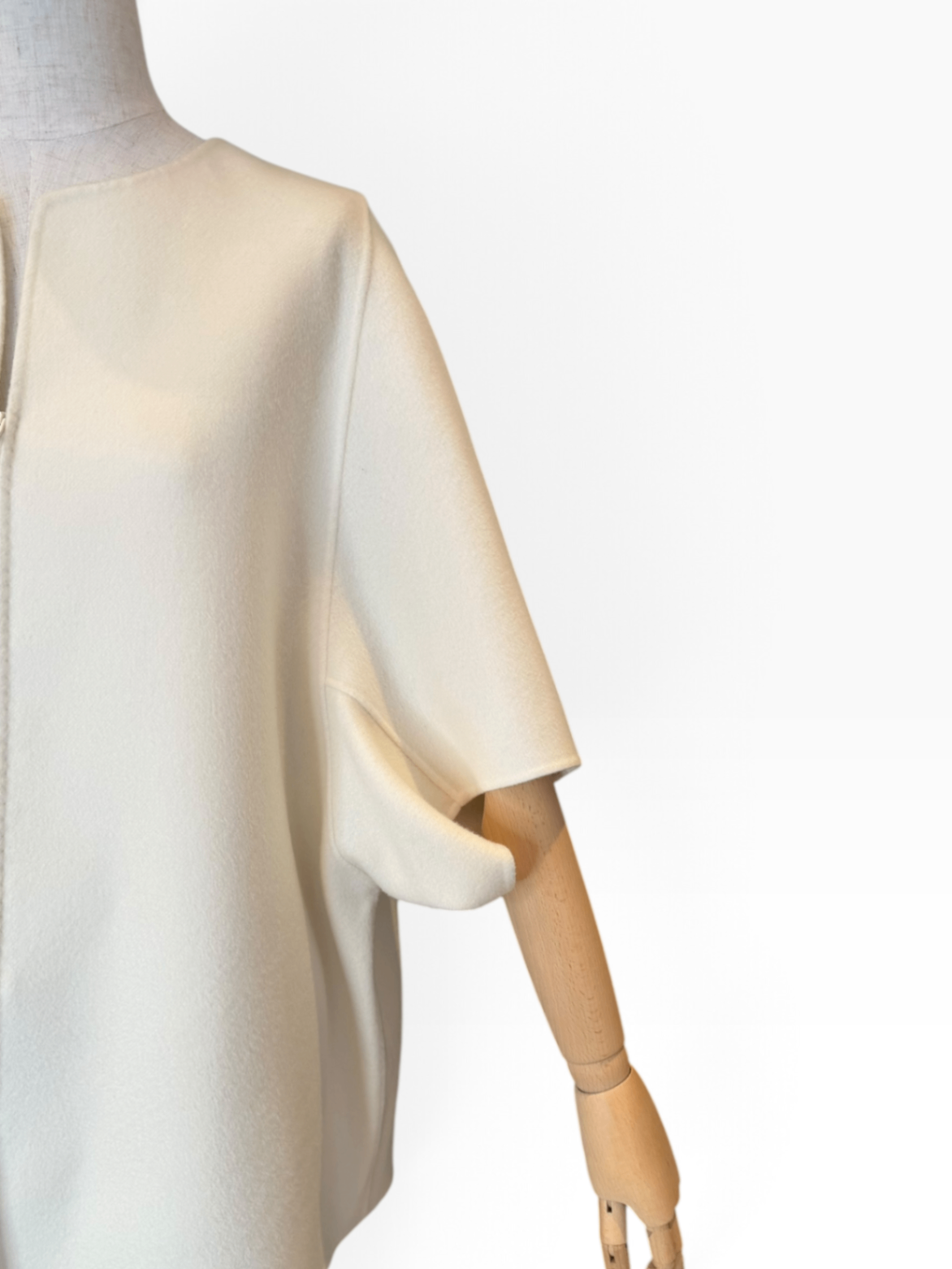 Pre-Loved Kujten Cape-Jacke aus Double-Face-Kaschmir