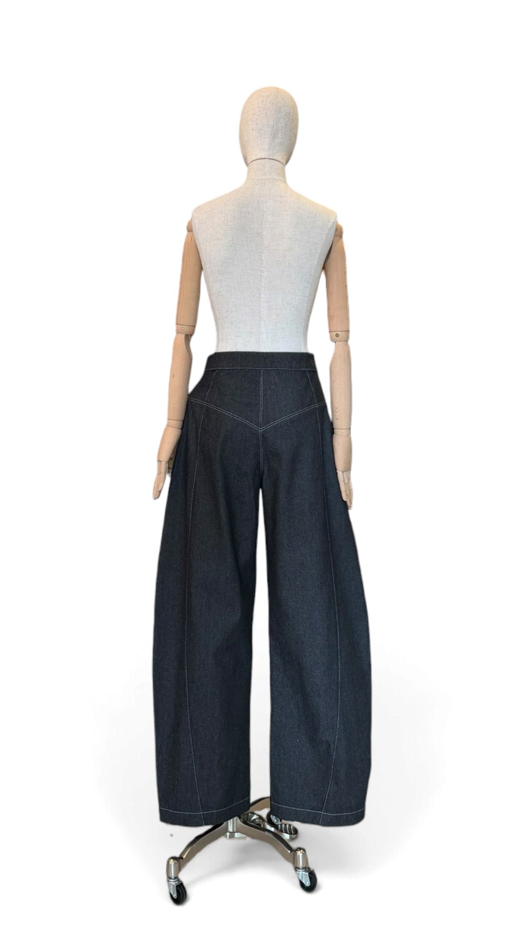 Giovanna Nicolai Barrel Leg Jeans Schwarz N119