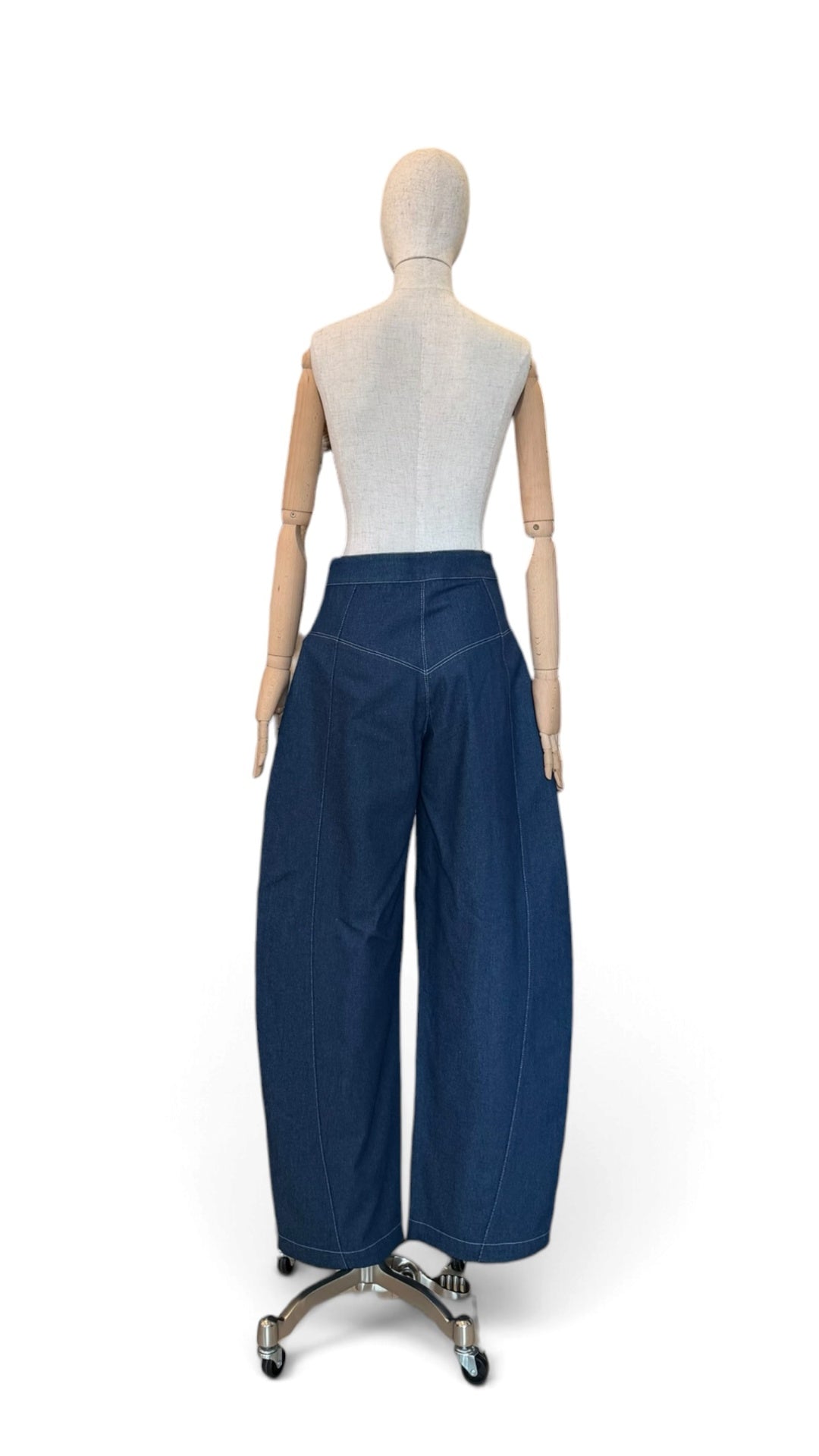 Giovanna Nicolai Barrel Leg Jeans Blau N119