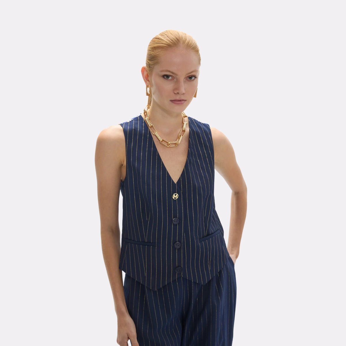 Lola Casademunt Weste mit Nadelstreifen und Lurex Blau