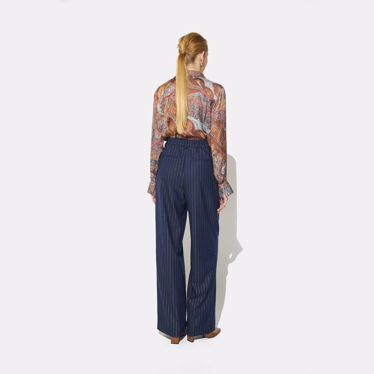 Lola Casademunt Hose mit Nadelstreifen Nachtblau