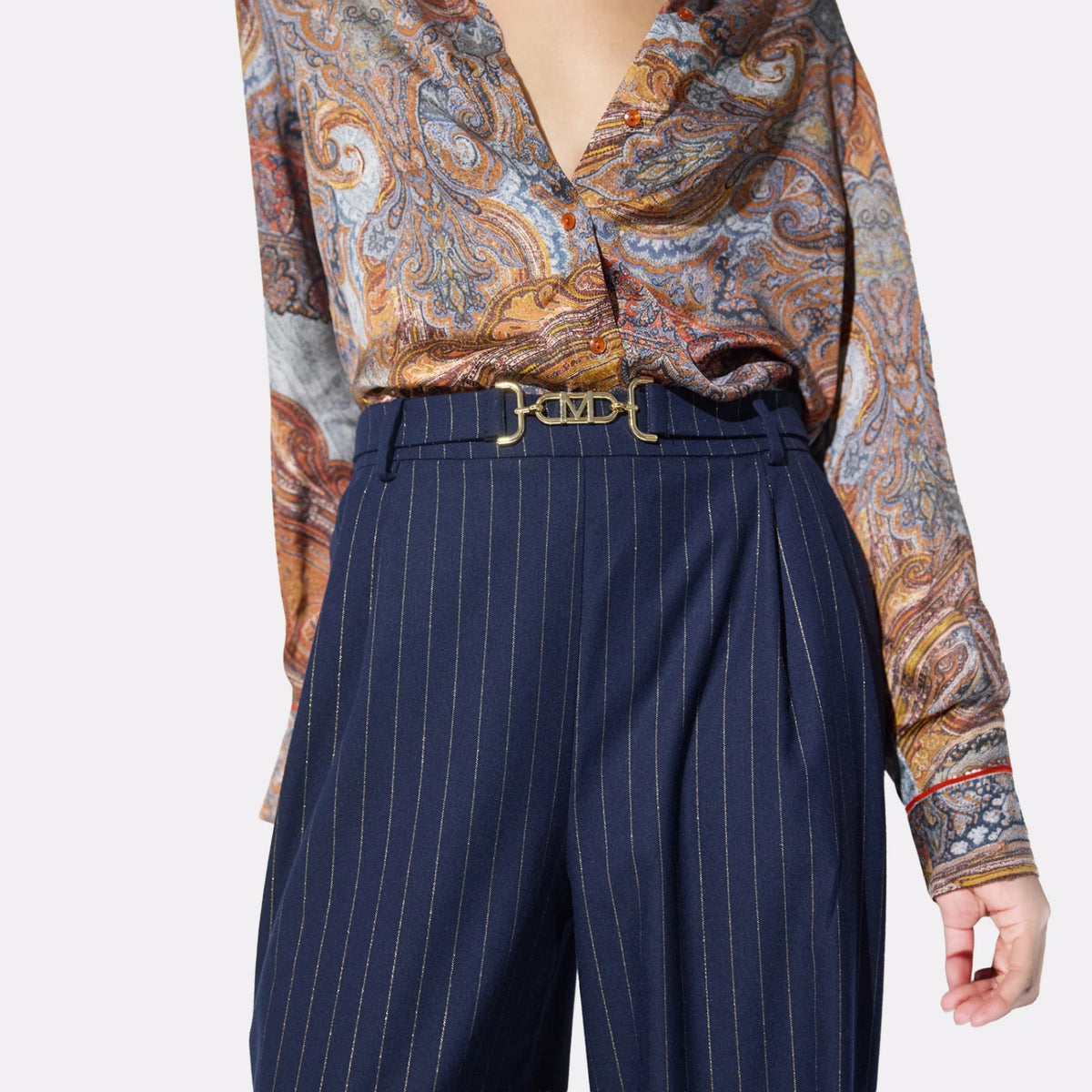 Lola Casademunt Hose mit Nadelstreifen Nachtblau