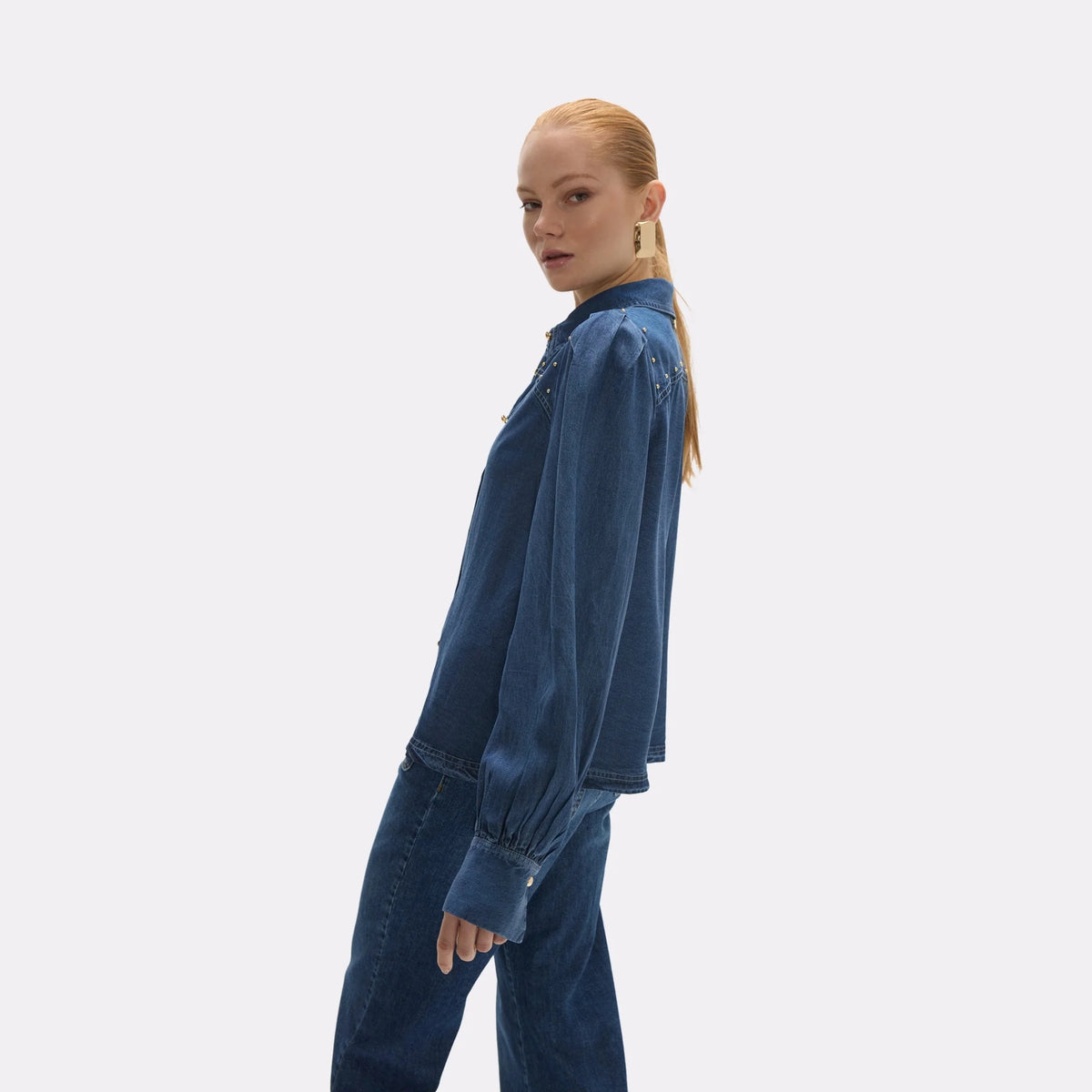 Lola Casademunt Jeanshemd mit goldenen Perlen Mittelblau
