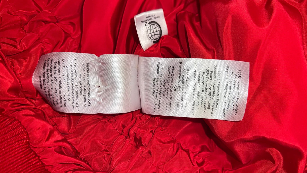Pre-Loved Ganni Daunenjacke, rot